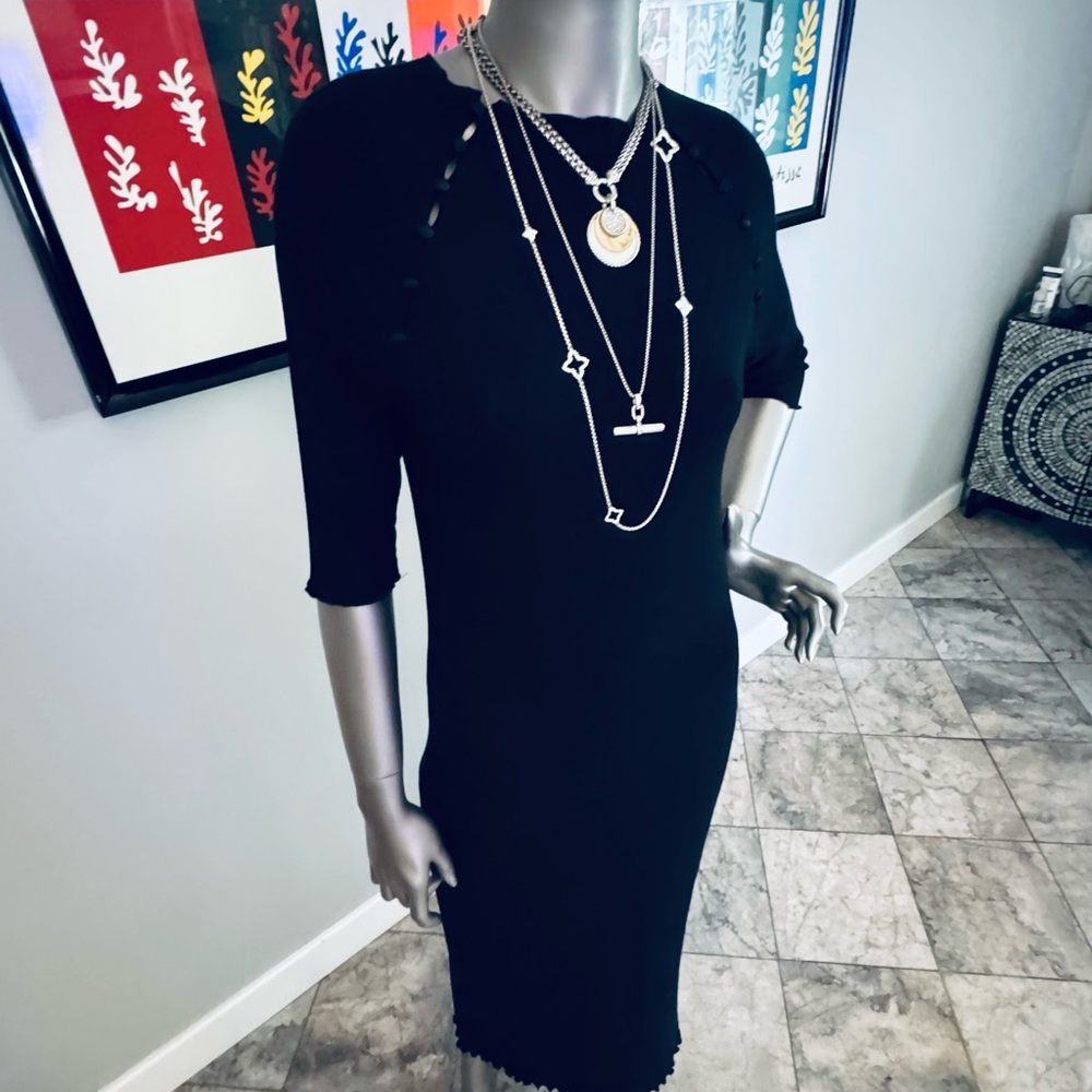 French from Zapa Paris - Elegant Black Ribbed Midi Dress with Unique Detailing